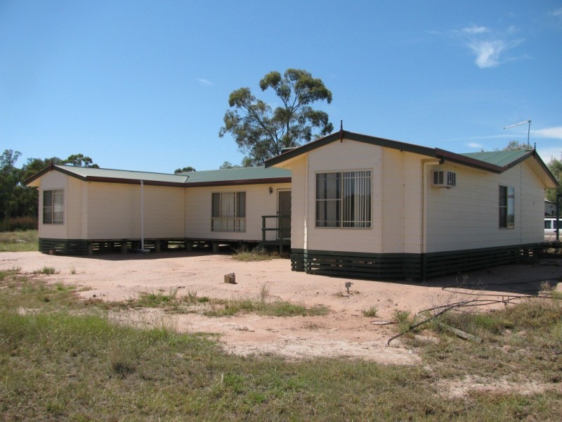 490 Farr Park Rd, Wee Waa NSW 2388