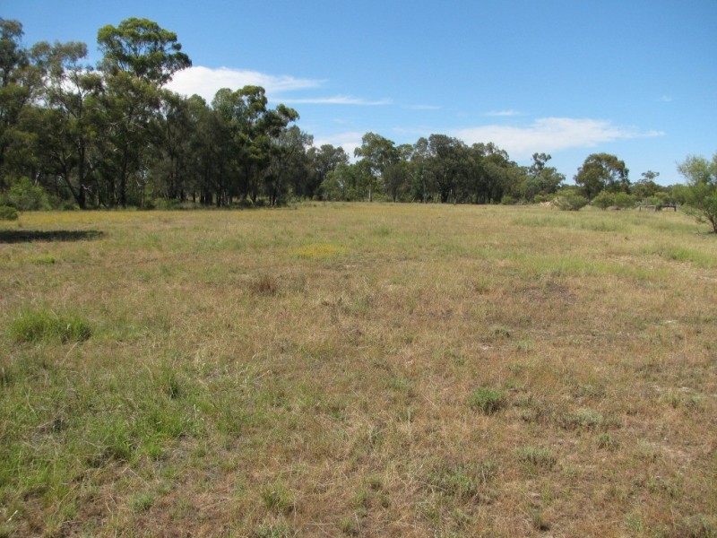 490 Farr Park Rd, Wee Waa NSW 2388