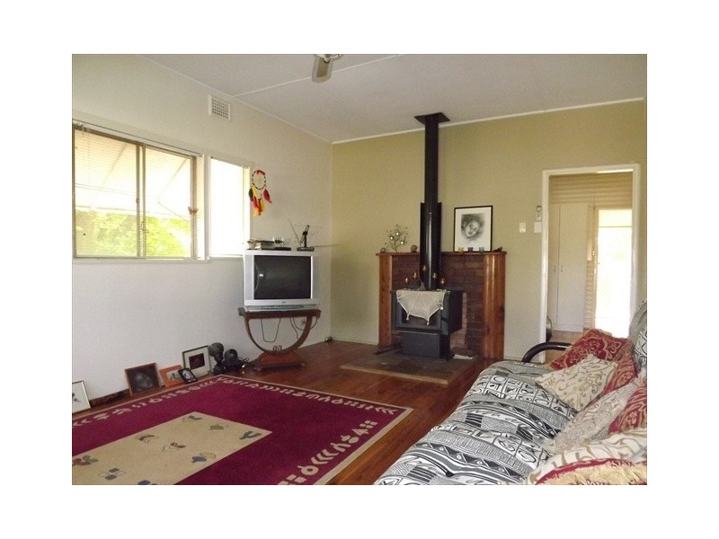 73 Edwards St, Coonabarabran NSW 2357