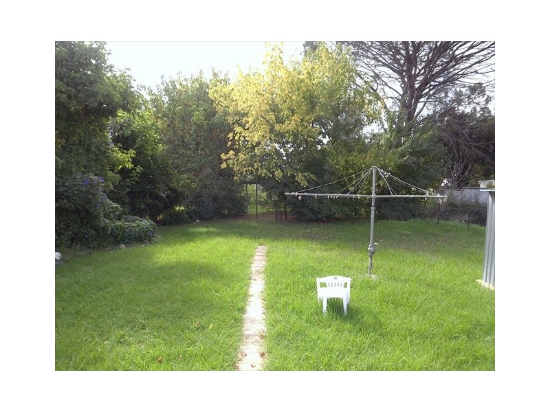 73 Edwards St, Coonabarabran NSW 2357