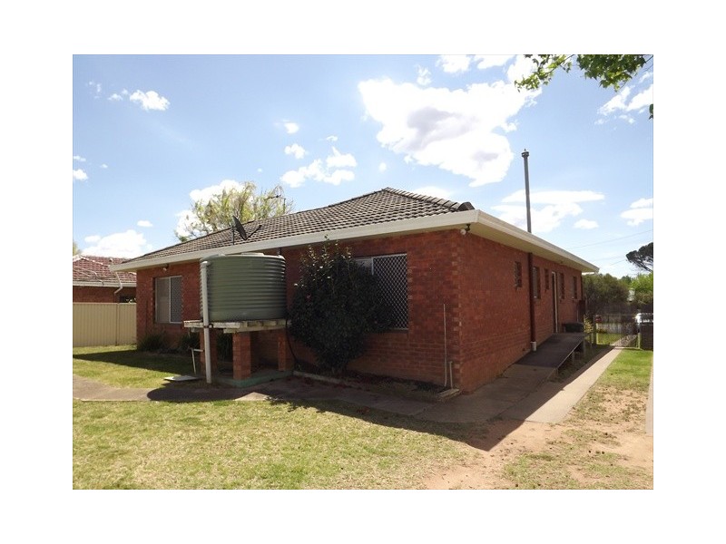 36 Edwards Street, Coonabarabran NSW 2357