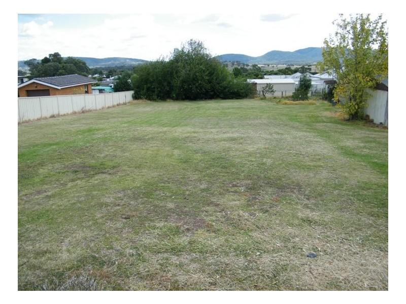 25 Wilkie Street, Werris Creek NSW 2341