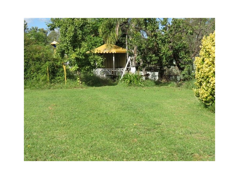 1 Abbott St, Wingen NSW 2337