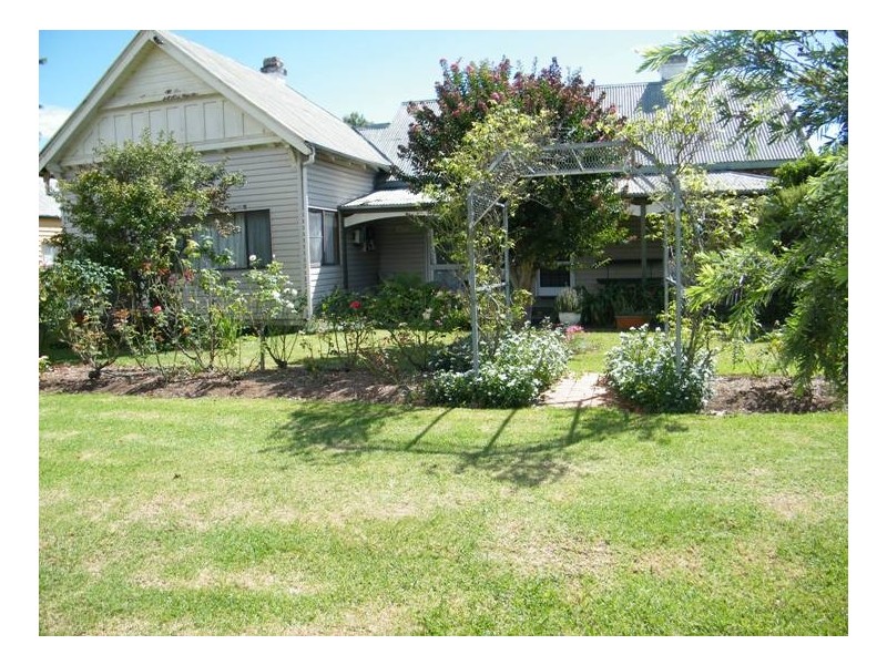 35 Henry St, Quirindi NSW 2343