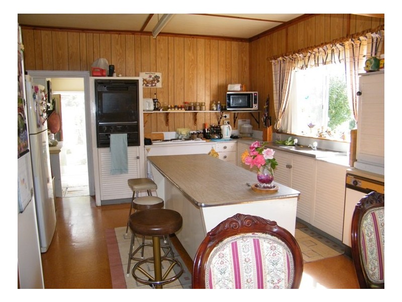 35 Henry St, Quirindi NSW 2343