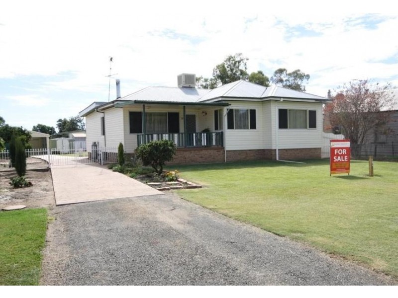 109 Alma Street, Wee Waa NSW 2388