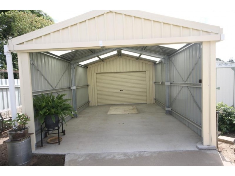 109 Alma Street, Wee Waa NSW 2388