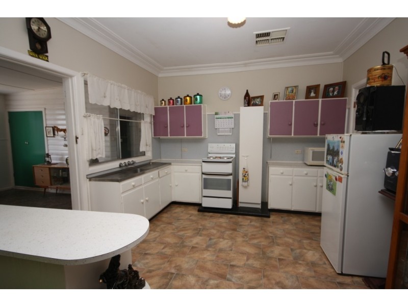 109 Alma Street, Wee Waa NSW 2388