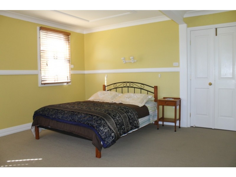 5a Granville Street, Inverell NSW 2360