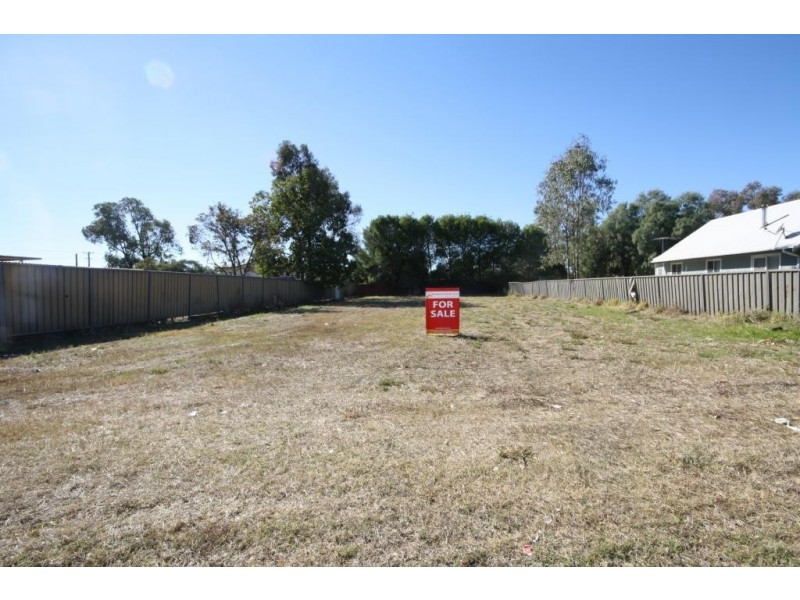 36 Charles Street, Wee Waa NSW 2388