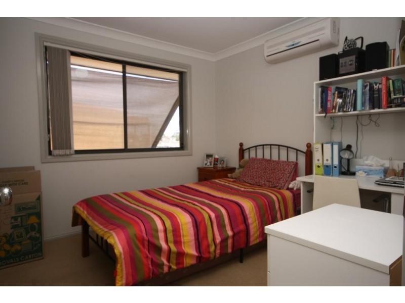8 Cunningham Close, Narrabri NSW 2390