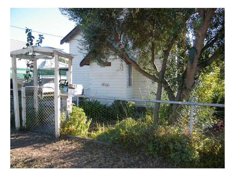 49 Henry St, Werris Creek NSW 2341