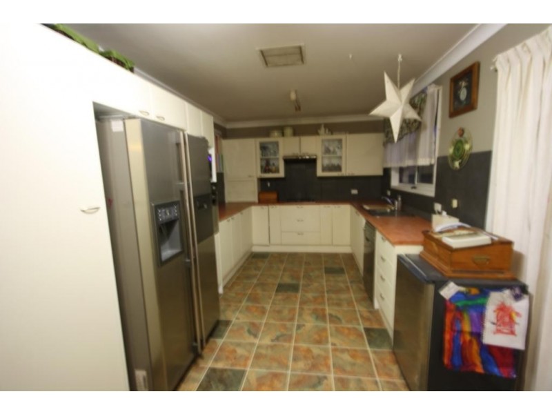 5 James Hibbens Avenue, Wee Waa NSW 2388