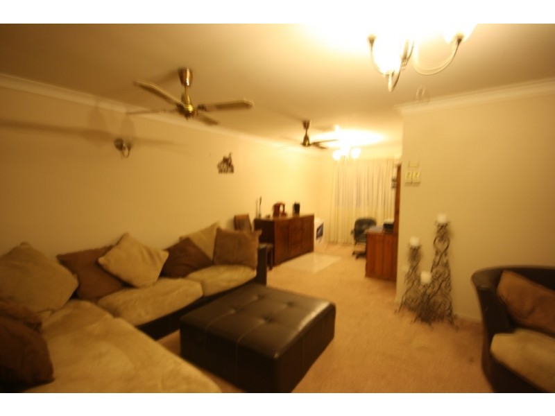 5 James Hibbens Avenue, Narrabri NSW 2390