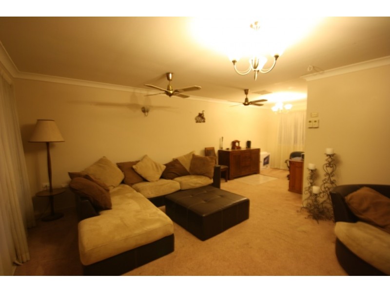 5 James Hibbens Avenue, Narrabri NSW 2390