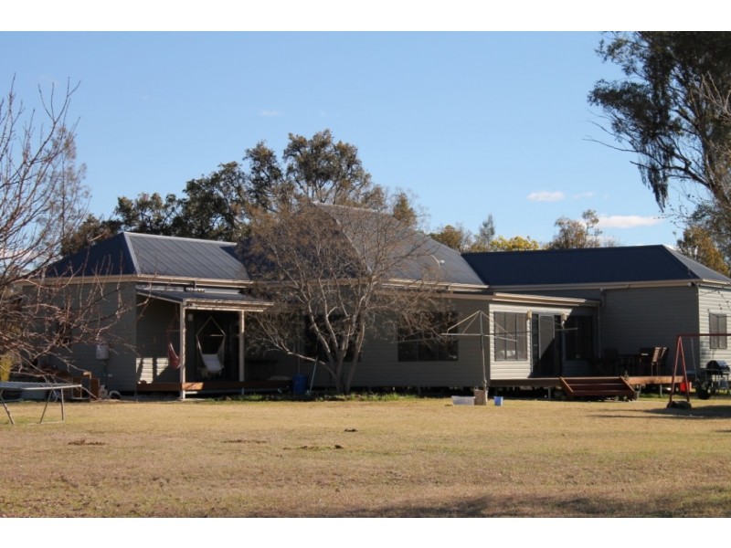 OLD LAURISTON Gwydir Highway, Inverell NSW 2360