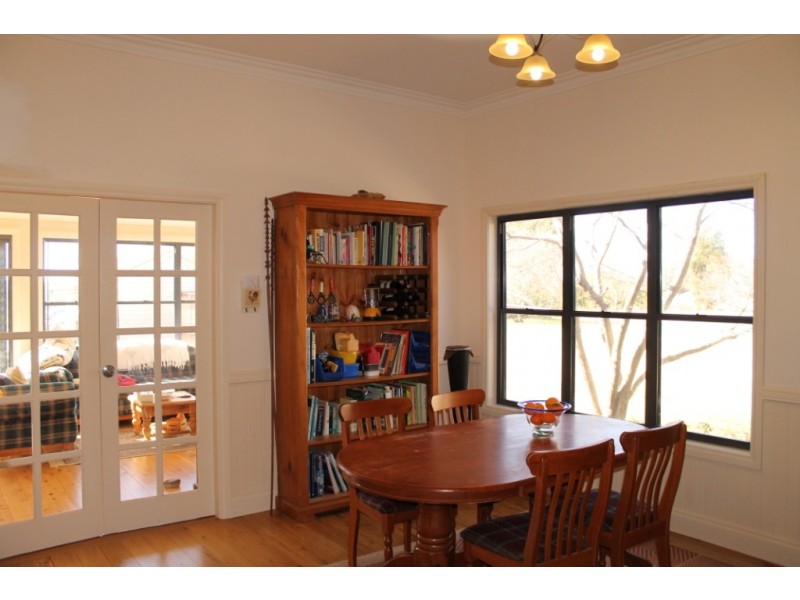 OLD LAURISTON Gwydir Highway, Inverell NSW 2360