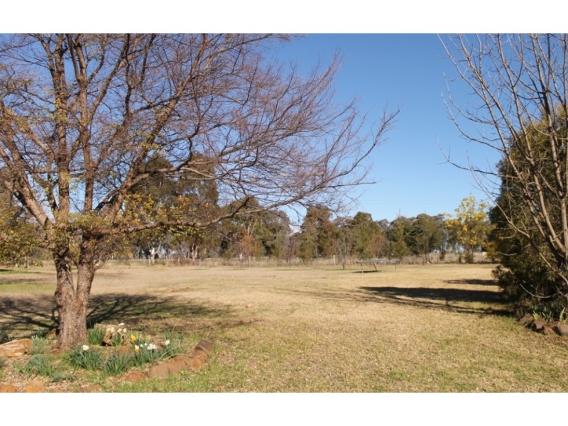 OLD LAURISTON Gwydir Highway, Inverell NSW 2360