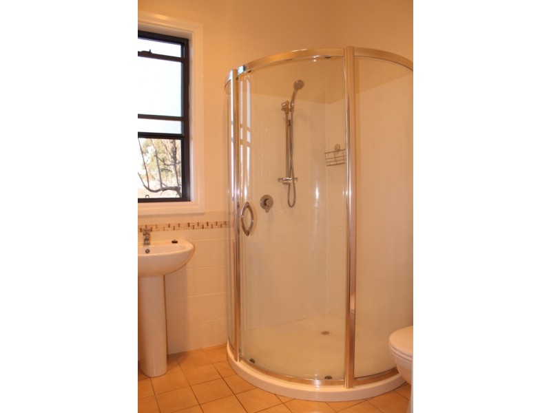 OLD LAURISTON Gwydir Highway, Inverell NSW 2360