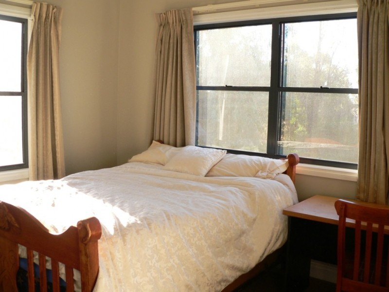 OLD LAURISTON Gwydir Highway, Inverell NSW 2360