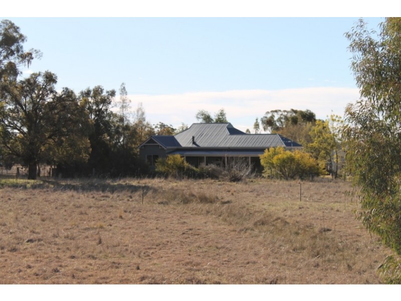 OLD LAURISTON Gwydir Highway, Inverell NSW 2360