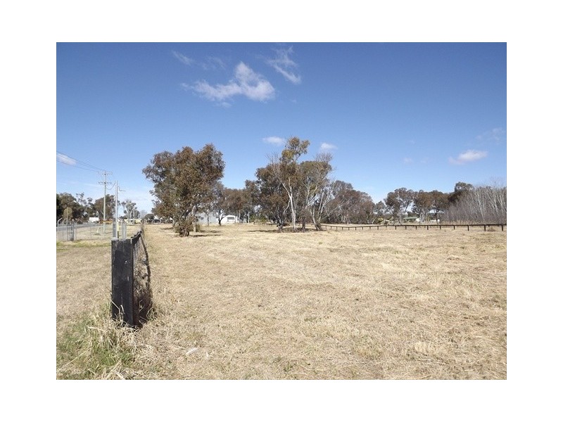 1-15 Drummond St, Coonabarabran NSW 2357