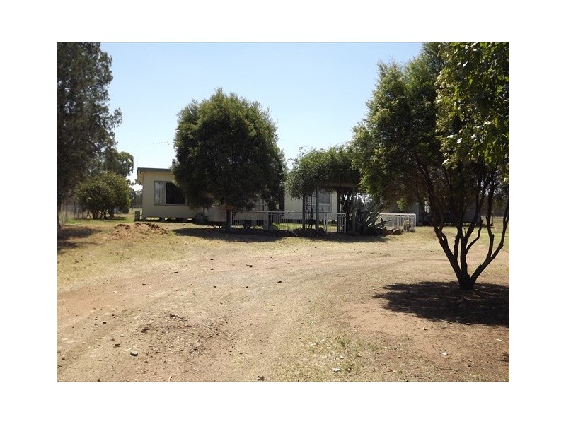 128 Namoi St, Baradine NSW 2396