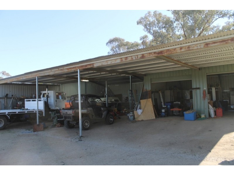 MONTANA Mount Russell Rd, Inverell NSW 2360