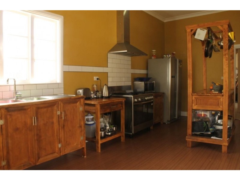 33 Granville Street, Inverell NSW 2360