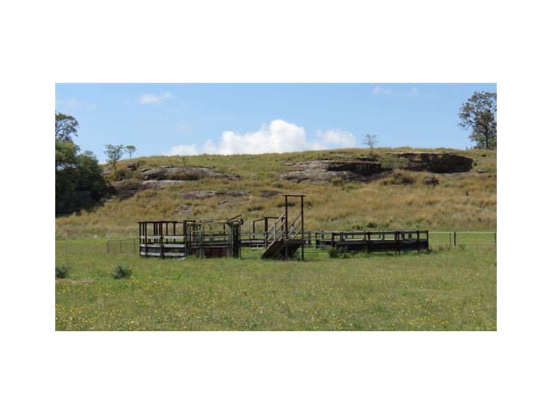 90 Yarraman Rd, Muswellbrook NSW 2333