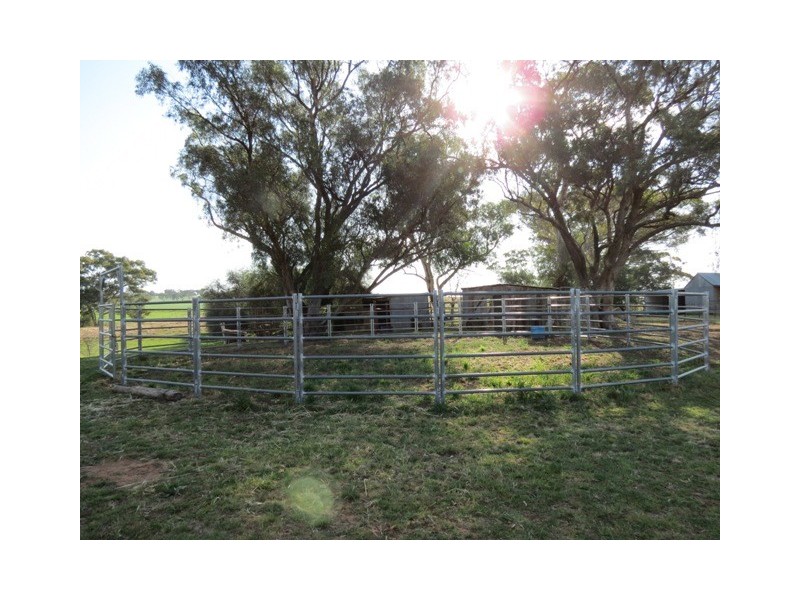 1215 Old Station Road, Wellington NSW 2820