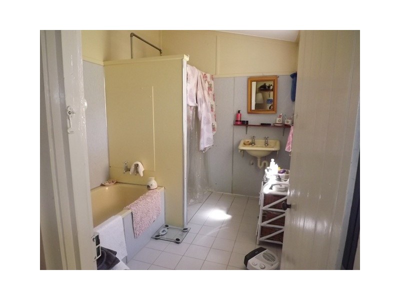 78 Dalgarno St, Coonabarabran NSW 2357