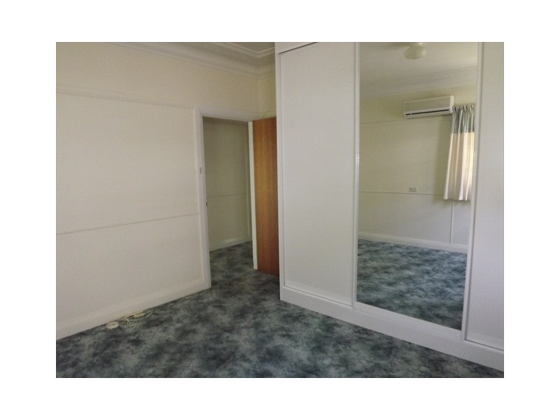 11 Robertson Street, Coonabarabran NSW 2357