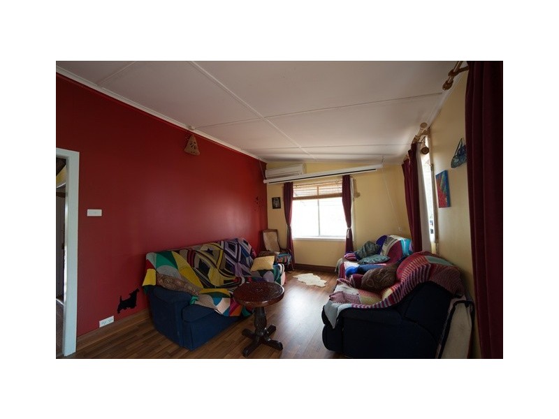 83 Cassilis Street, Coonabarabran NSW 2357