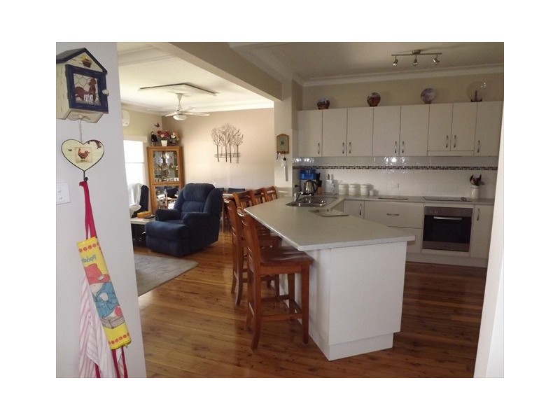 36 Knight Street, Coonabarabran NSW 2357