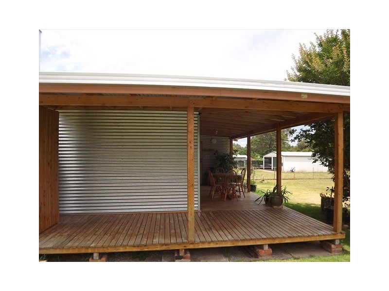 11 Gordon St, Coonabarabran NSW 2357