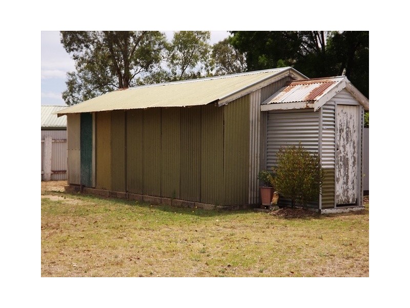 11 Gordon St, Coonabarabran NSW 2357