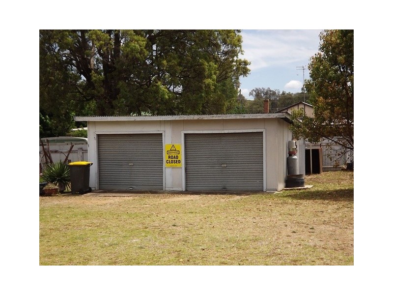 11 Gordon St, Coonabarabran NSW 2357