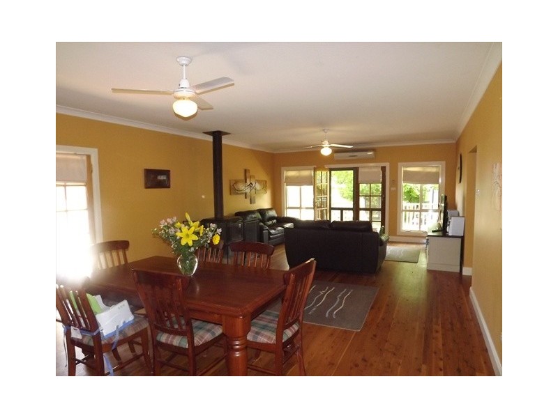 7 George St, Coonabarabran NSW 2357