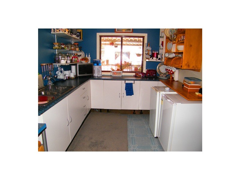 4 Arnold Ave, Spring Ridge NSW 2343