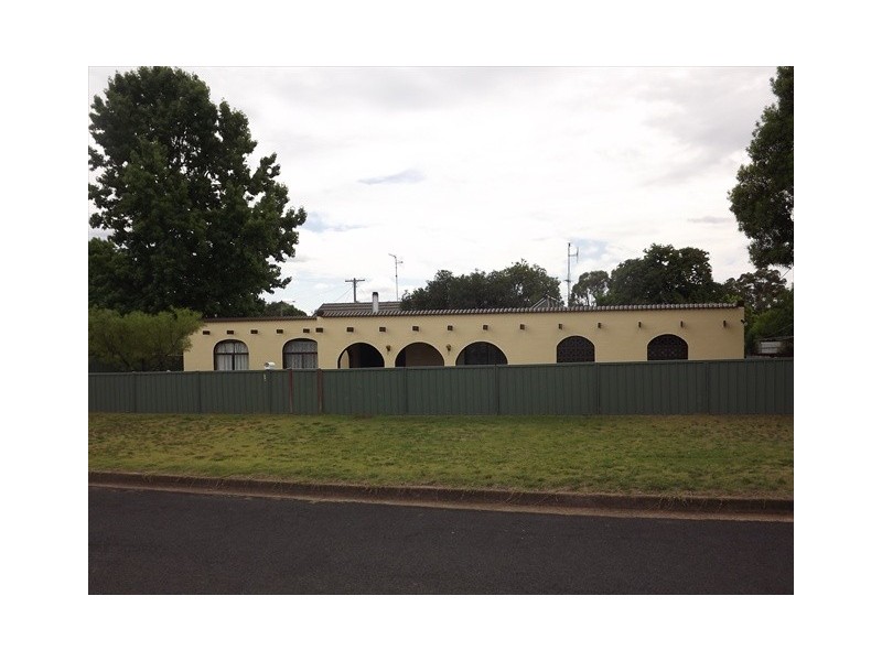 116 Dalgarno Street, Coonabarabran NSW 2357