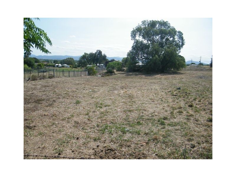 38 Simpson Street, Quirindi NSW 2343