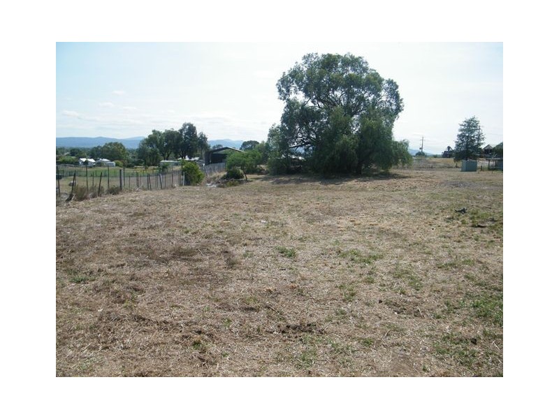 38 Simpson Street, Quirindi NSW 2343
