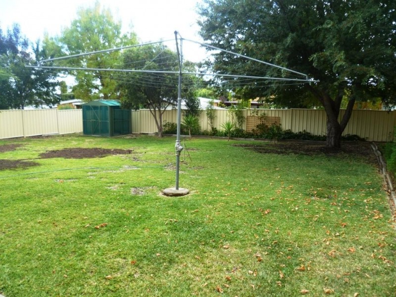 10 Sapphire Street, Inverell NSW 2360