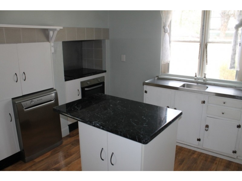 47 Rivers Street, Inverell NSW 2360