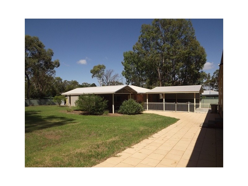 40 Bandulla St, Coonabarabran NSW 2357