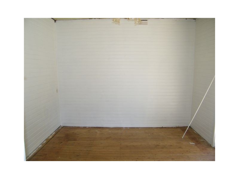 27 Pollock Street, Quirindi NSW 2343