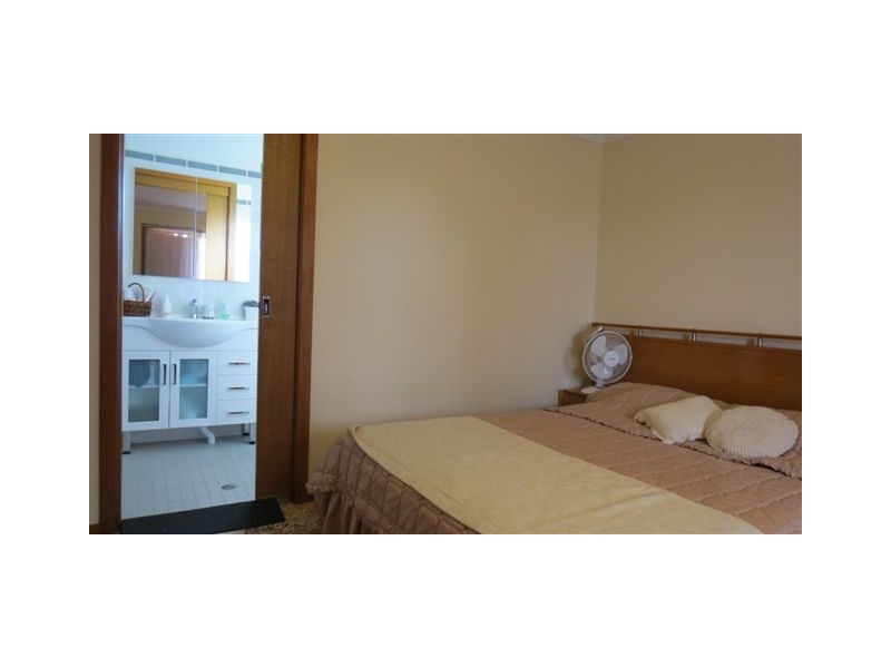 36 Barton, Scone NSW 2337