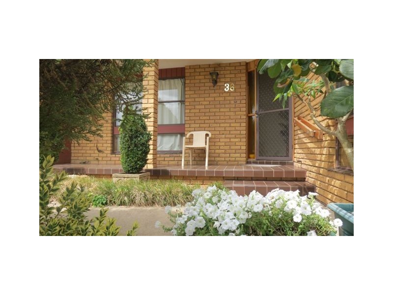 36 Barton, Scone NSW 2337