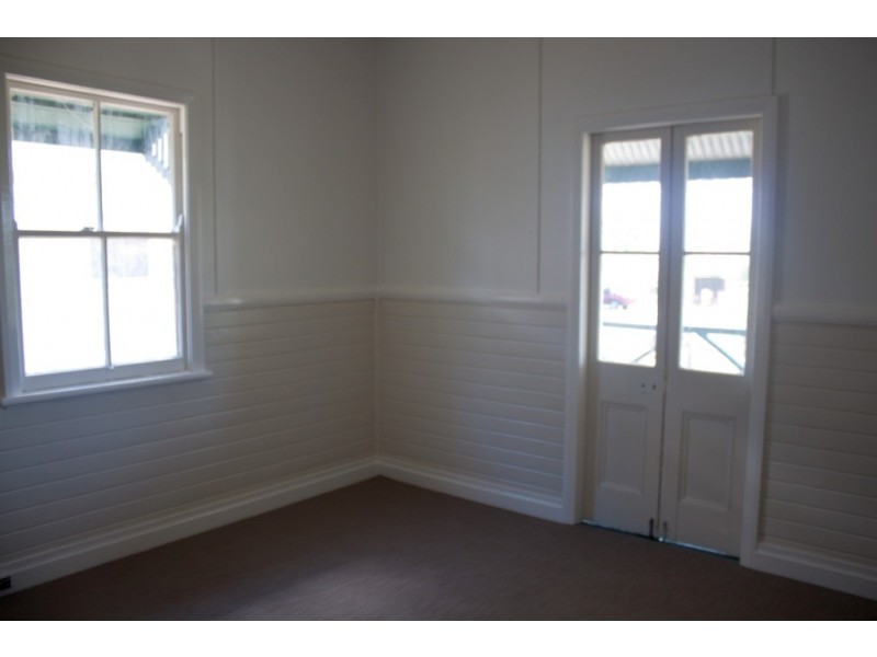 27 Auburn Vale Road, Inverell NSW 2360